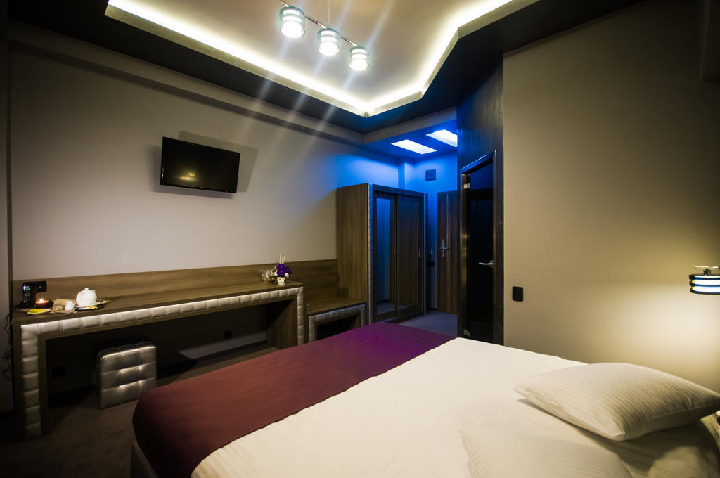 Târgu Jiu Hotel Aqua חדר תמונה