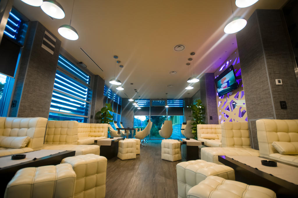 Târgu Jiu Hotel Aqua מראה חיצוני תמונה